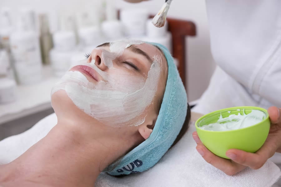 Esteticista tratamentos faciais